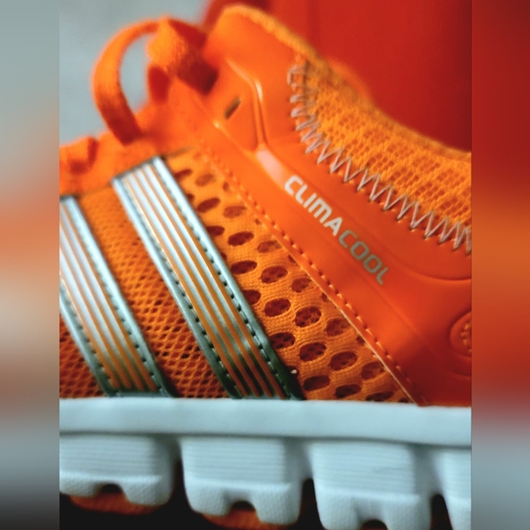 Adidas Climacool Vibrant Orange Women's Sneakers With Reflective Stripes Sz 7.5 - Picture 2 of 15